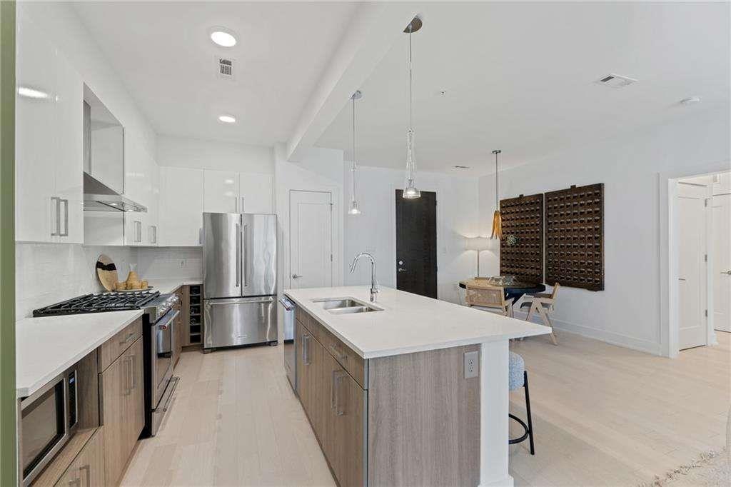 775 Juniper Street NE Unit 212