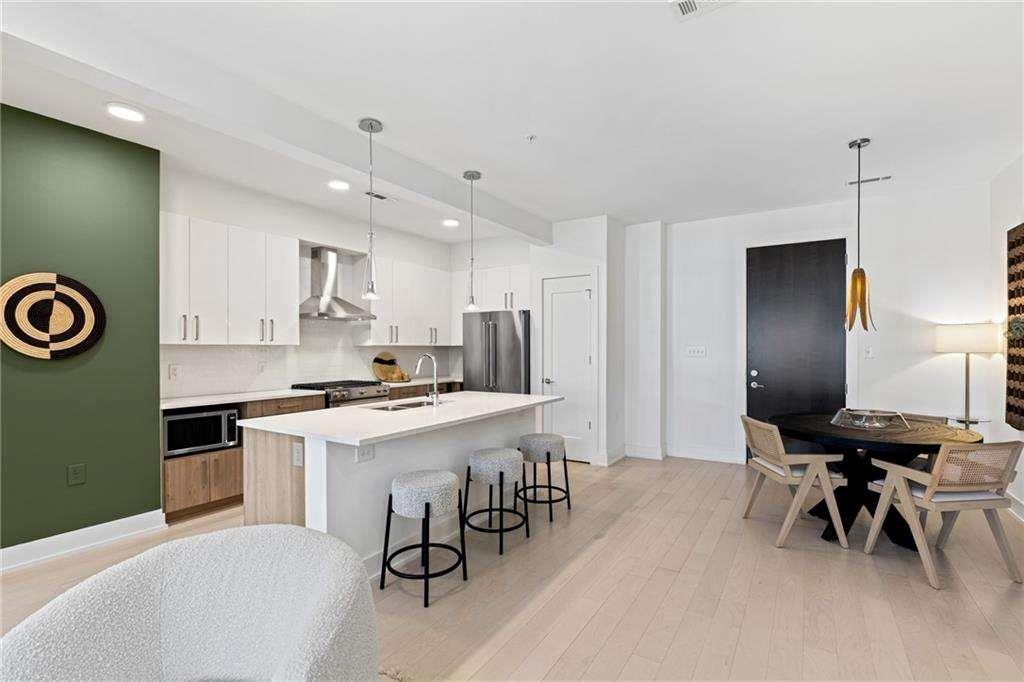 775 Juniper Street NE Unit 212