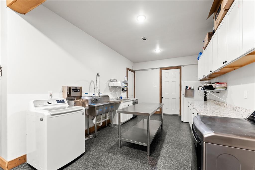 253 Happy Trails Way