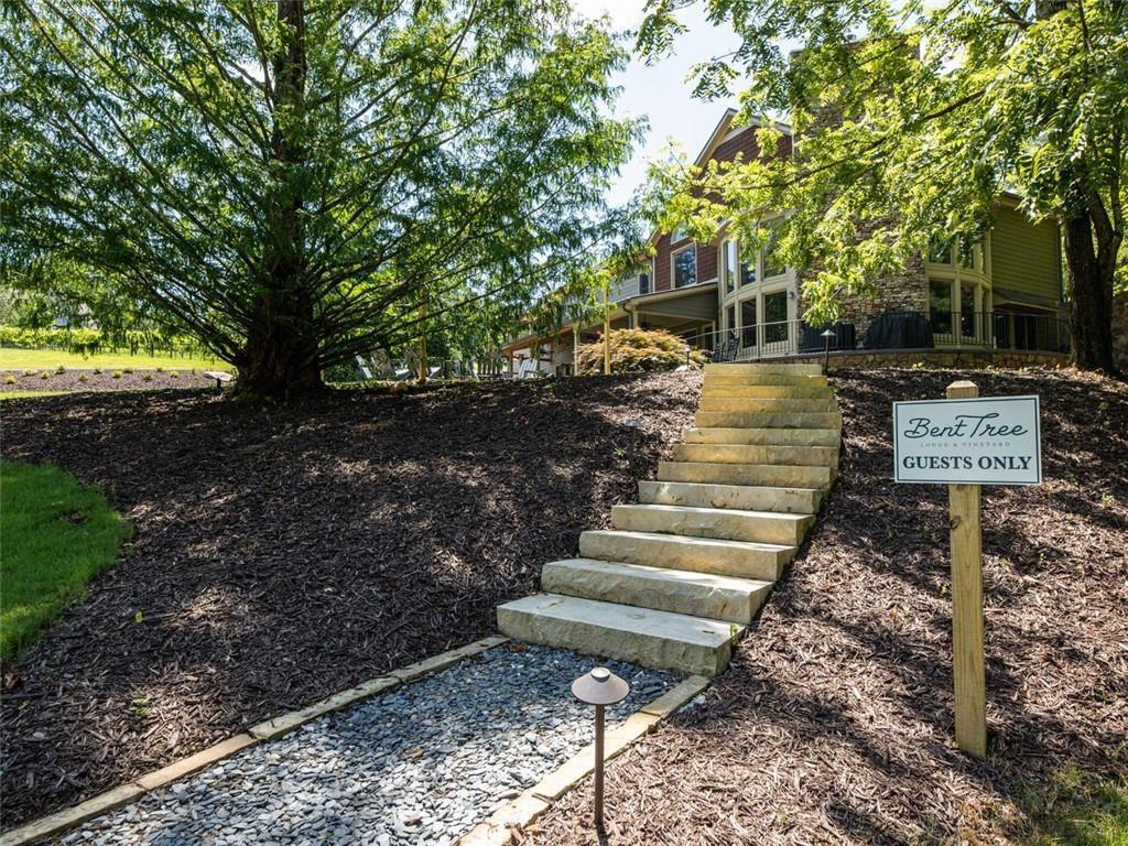 253 Happy Trails Way