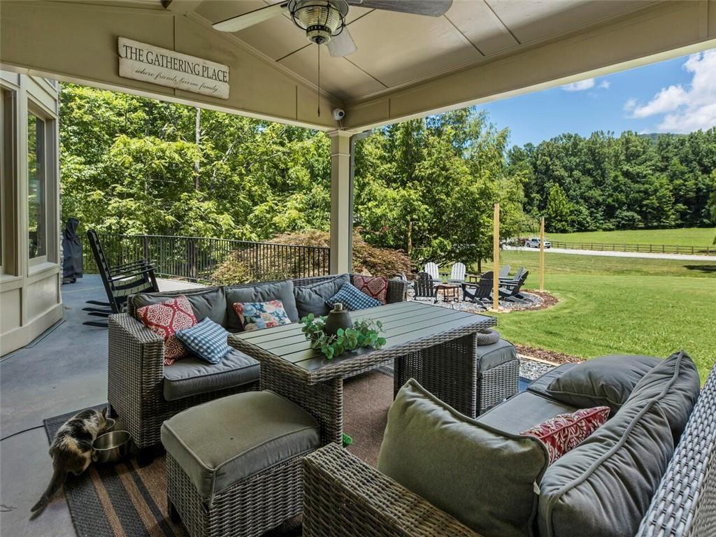 253 Happy Trails Way