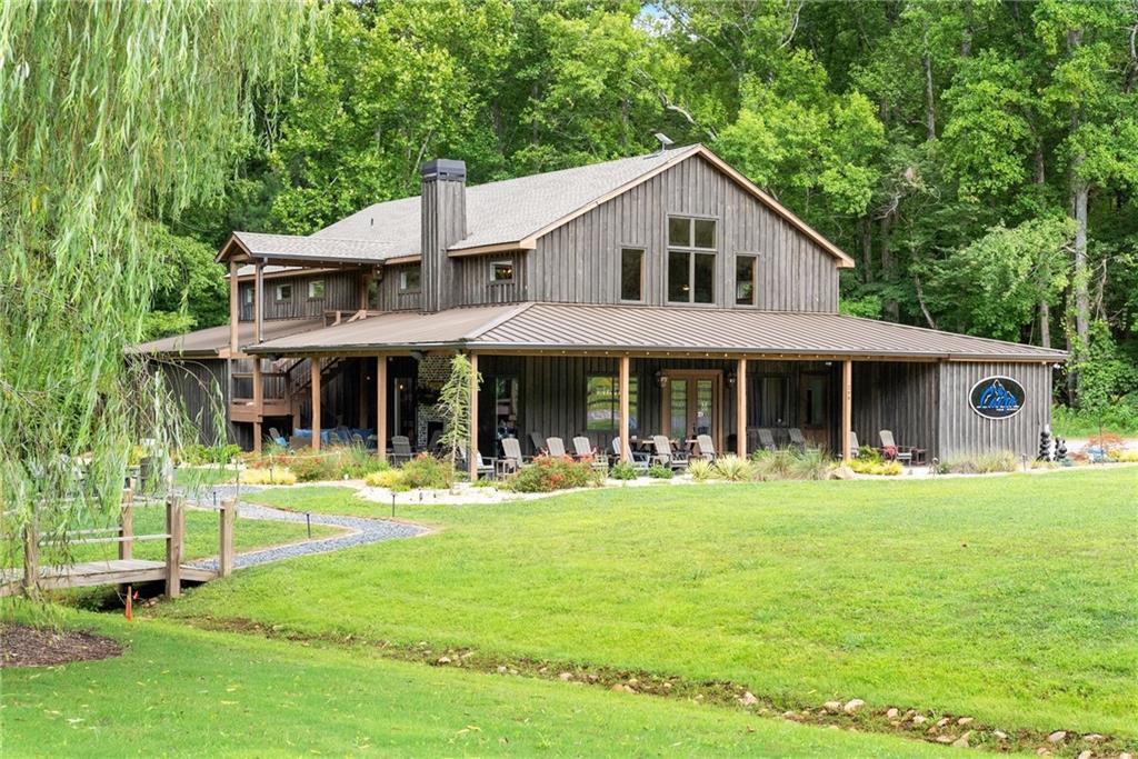 253 Happy Trails Way