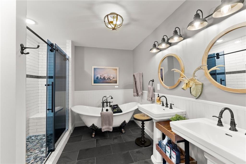 253 Happy Trails Way