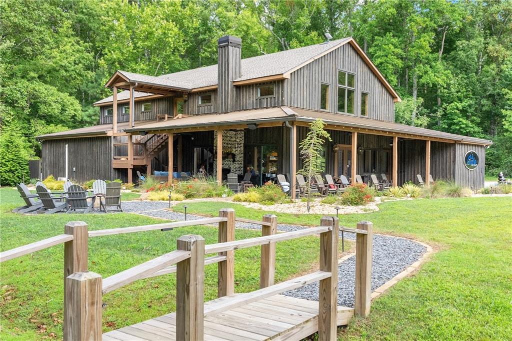 299 Happy Trails Way