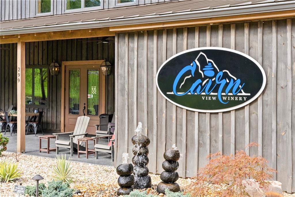 299 Happy Trails Way