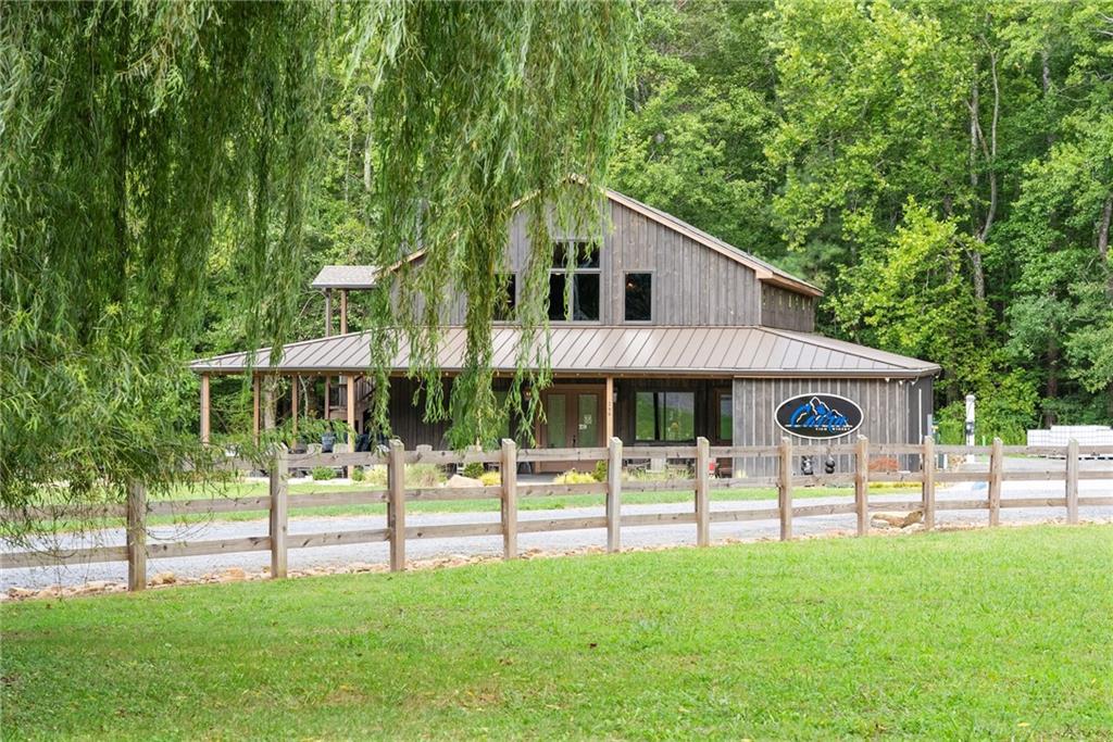 299 Happy Trails Way