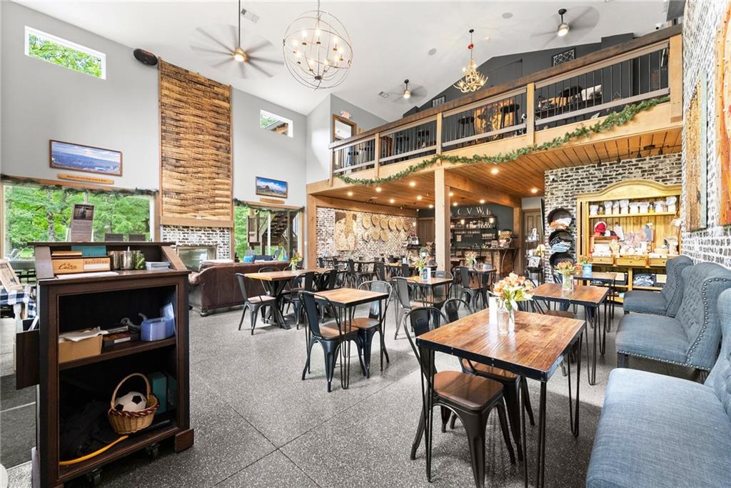 299 Happy Trails Way