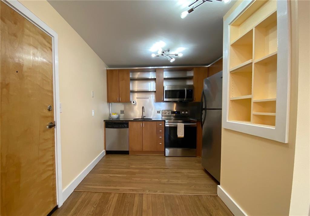 181 Powell Street SE Unit 2