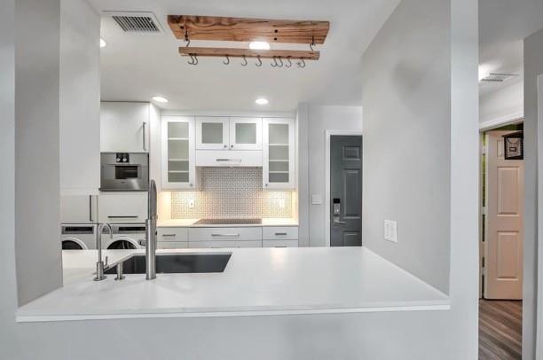 1074 Peachtree Walk NE Unit B504
