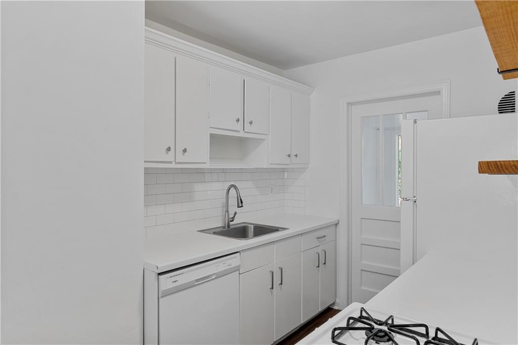 56 Mobile Avenue NE Unit B