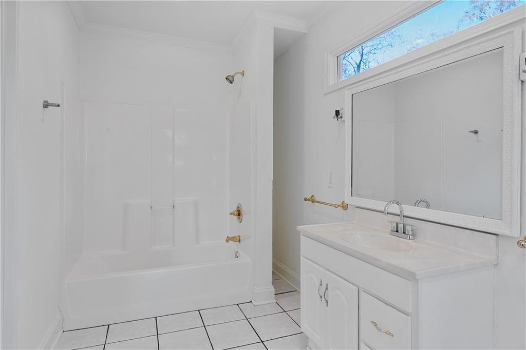 56 Mobile Avenue NE Unit B
