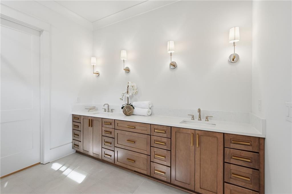 4440 KD Kruzel Drive