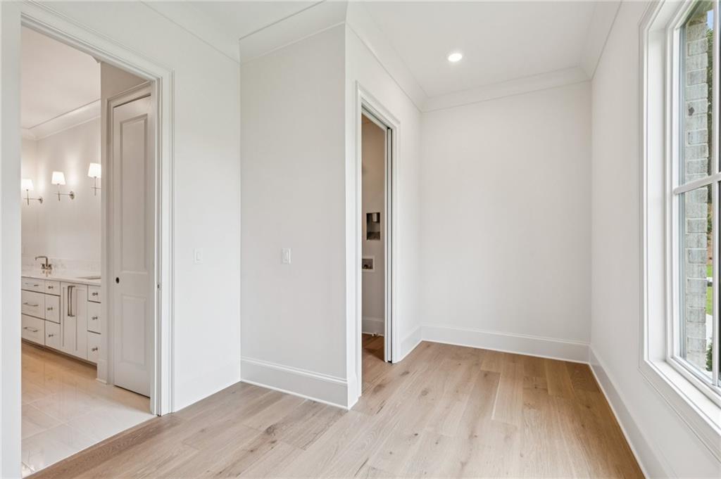 4475 KD Kruzel Drive