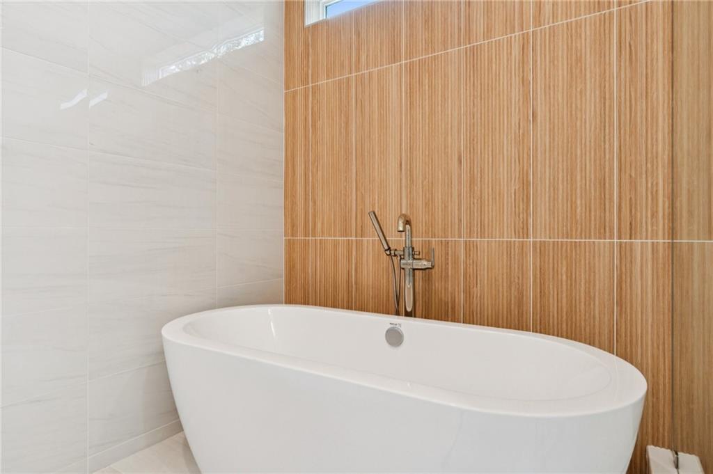 4475 KD Kruzel Drive