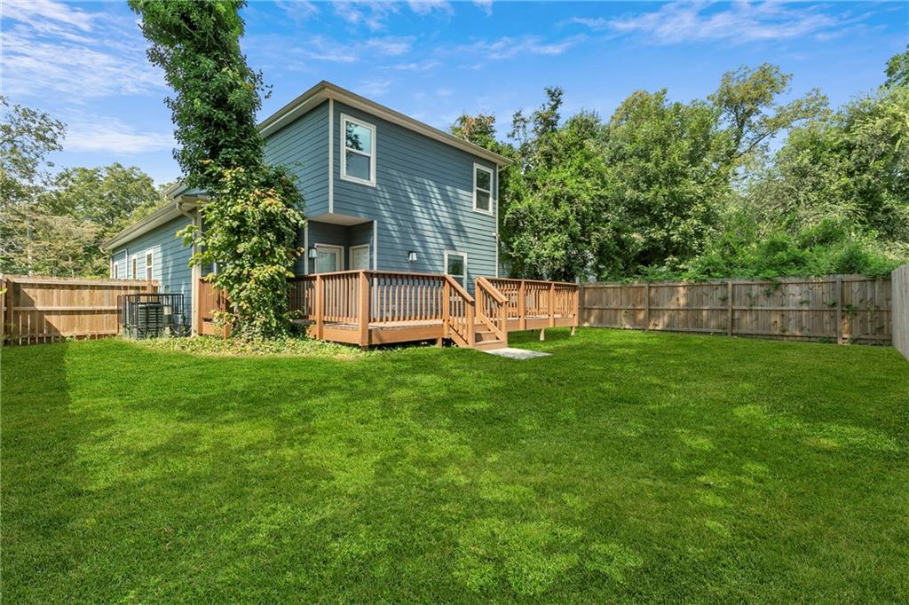 973 Mayson Turner Road NW