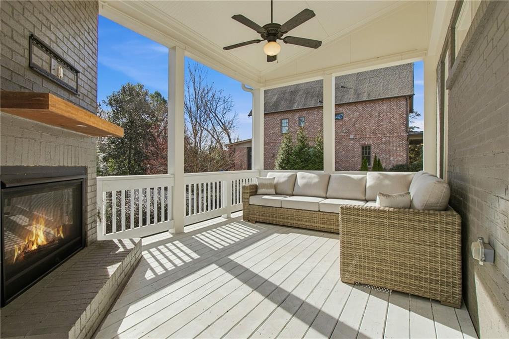 1004 Clairemont Avenue