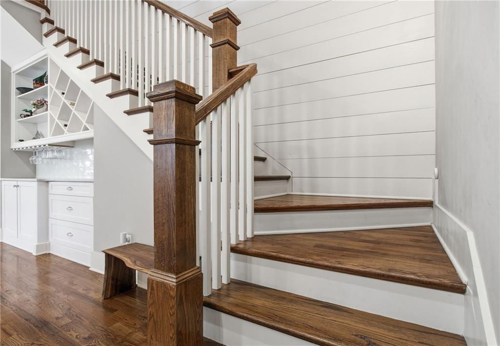 1004 Clairemont Avenue