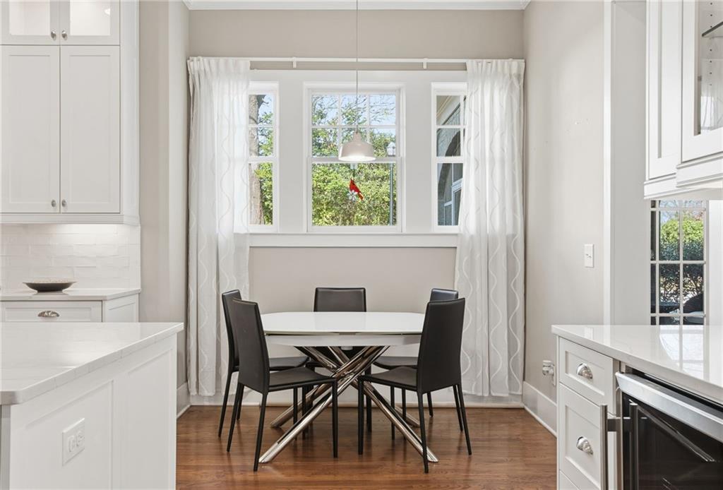 1004 Clairemont Avenue