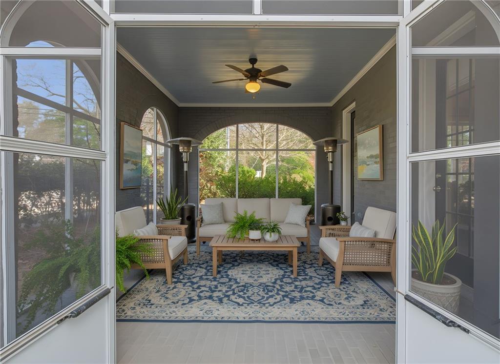 1004 Clairemont Avenue