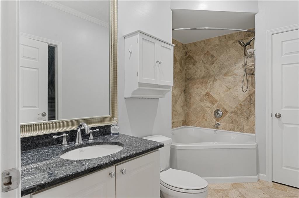220 Renaissance Parkway NE Unit 2119
