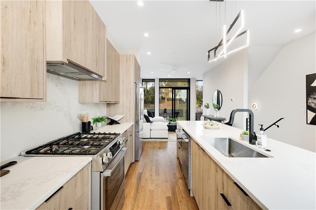105 Georgia Avenue SE Unit 1