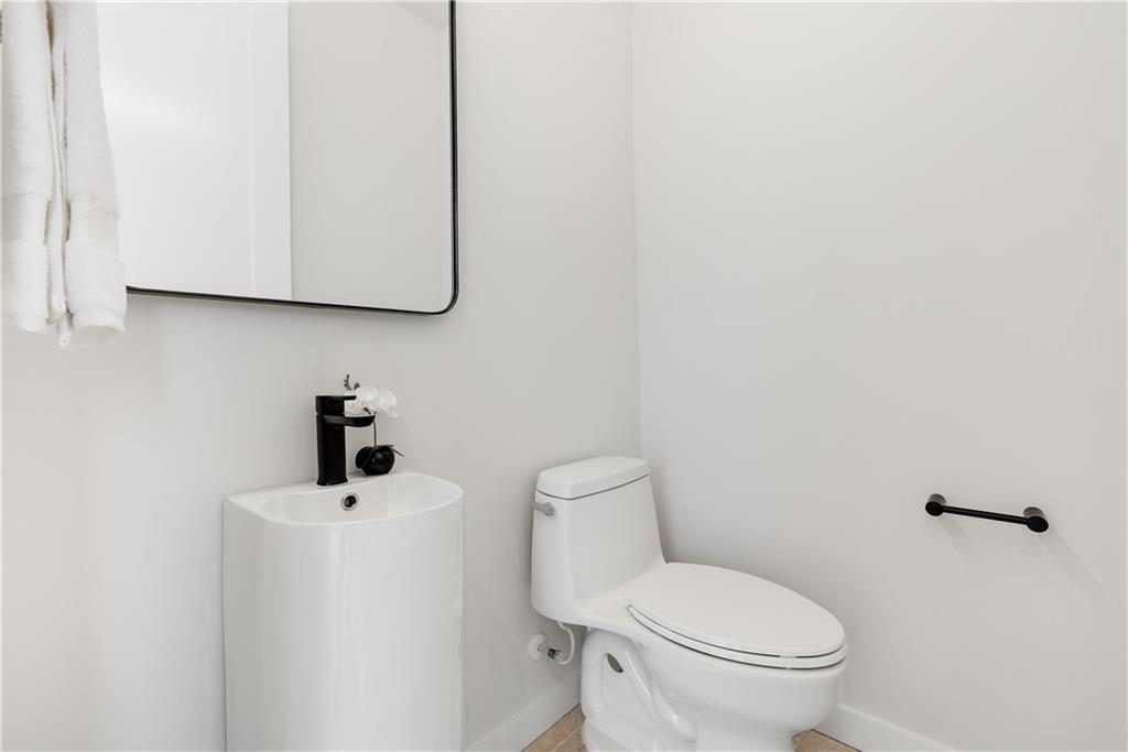 105 Georgia Avenue SE Unit 1