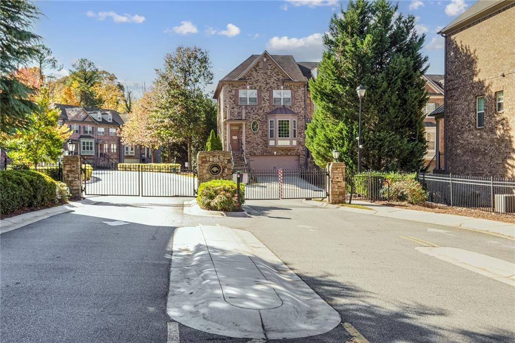 1101 Willow Field Drive