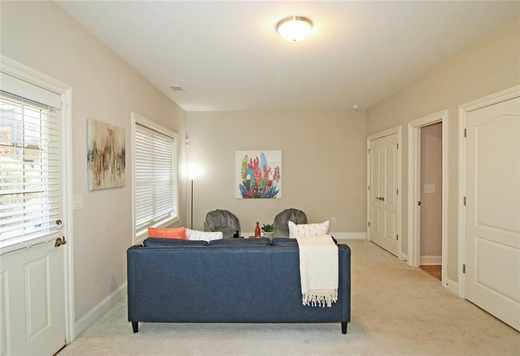 1101 Willow Field Drive