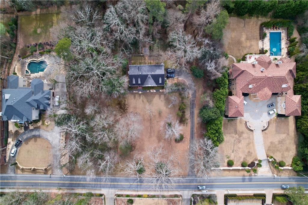 700 Heards Ferry Road