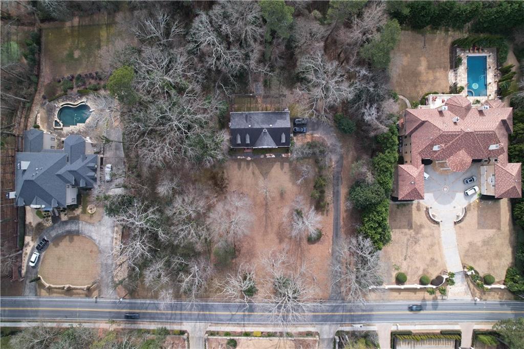 700 Heards Ferry Road