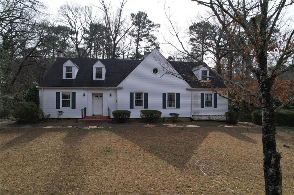 700 Heards Ferry Road