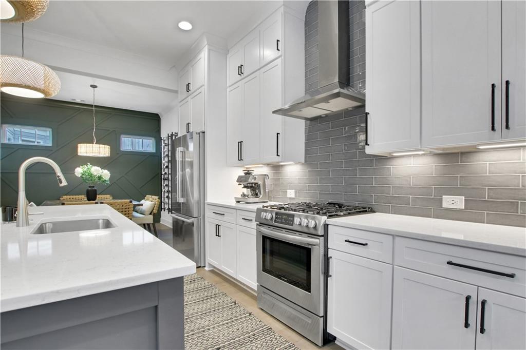 2008 Cottonwood Lane