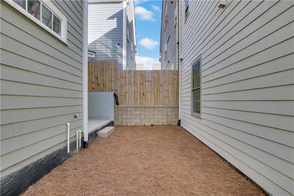 2008 Cottonwood Lane