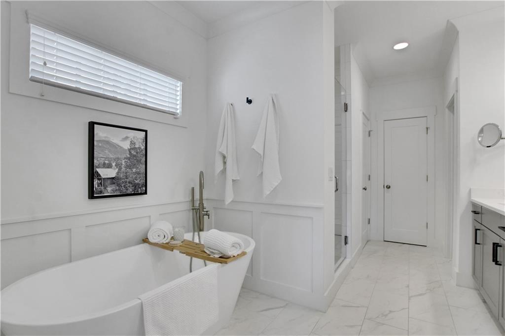 2008 Cottonwood Lane