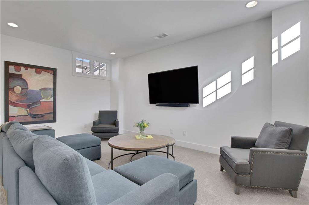 2008 Cottonwood Lane