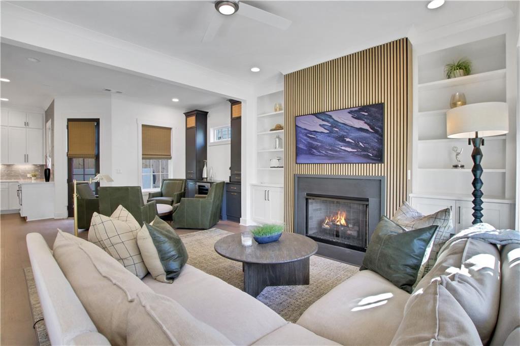 2008 Cottonwood Lane