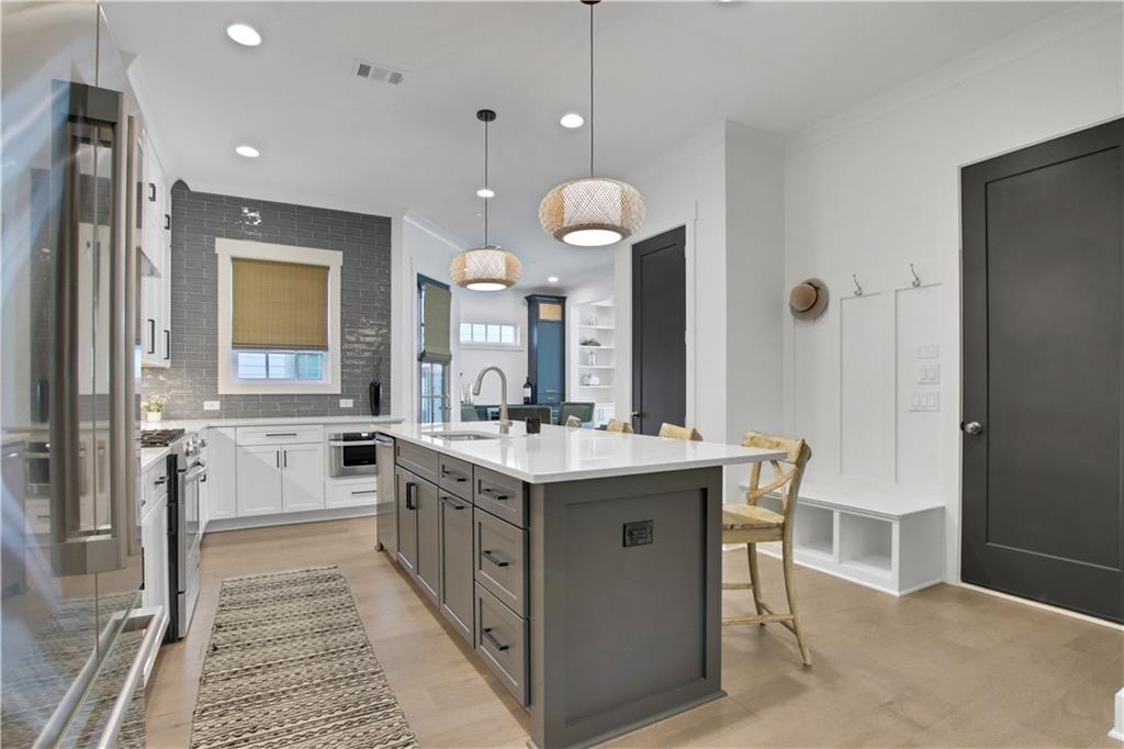 2008 Cottonwood Lane