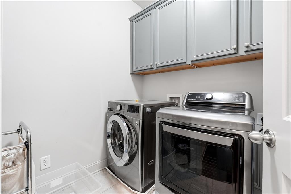 1910 Skyfall Circle NE