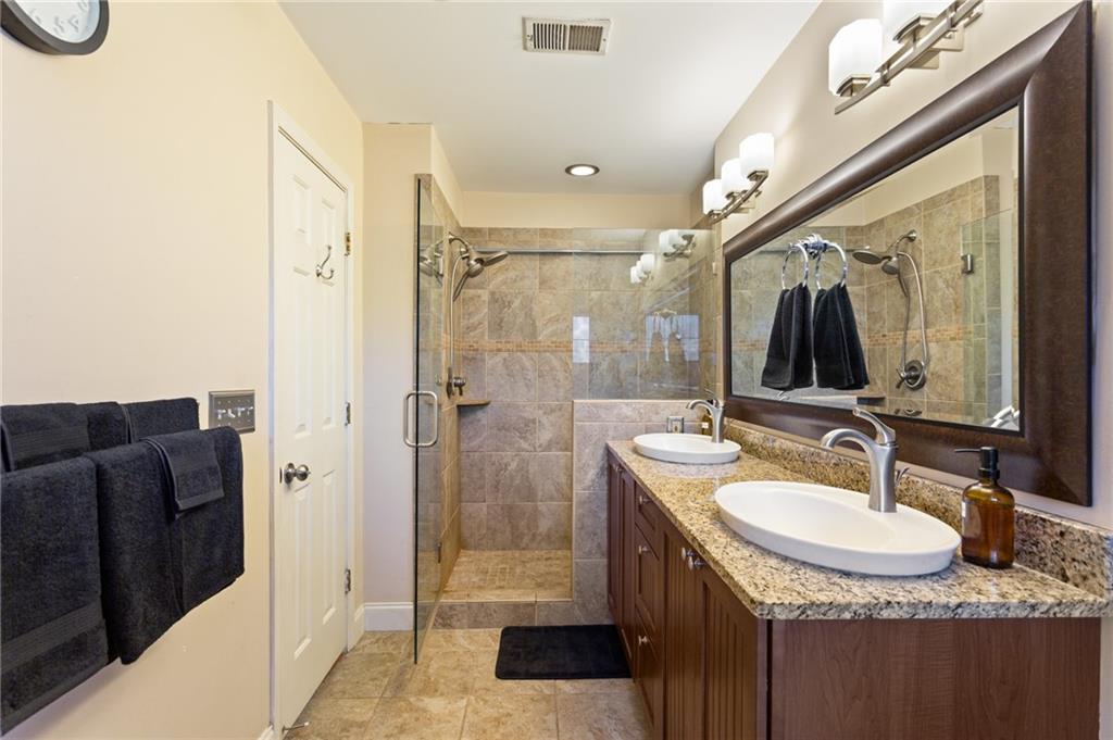 2587 Salem Crossing