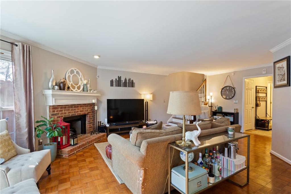 2587 Salem Crossing