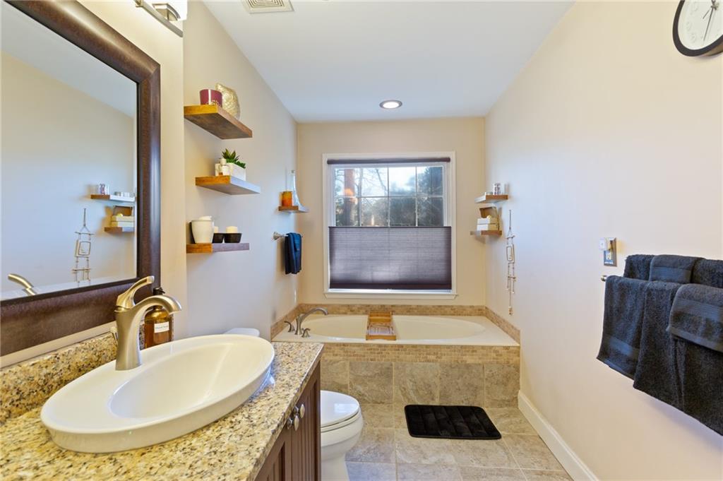 2587 Salem Crossing