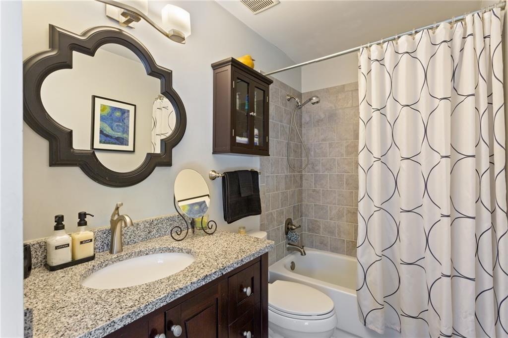 2587 Salem Crossing