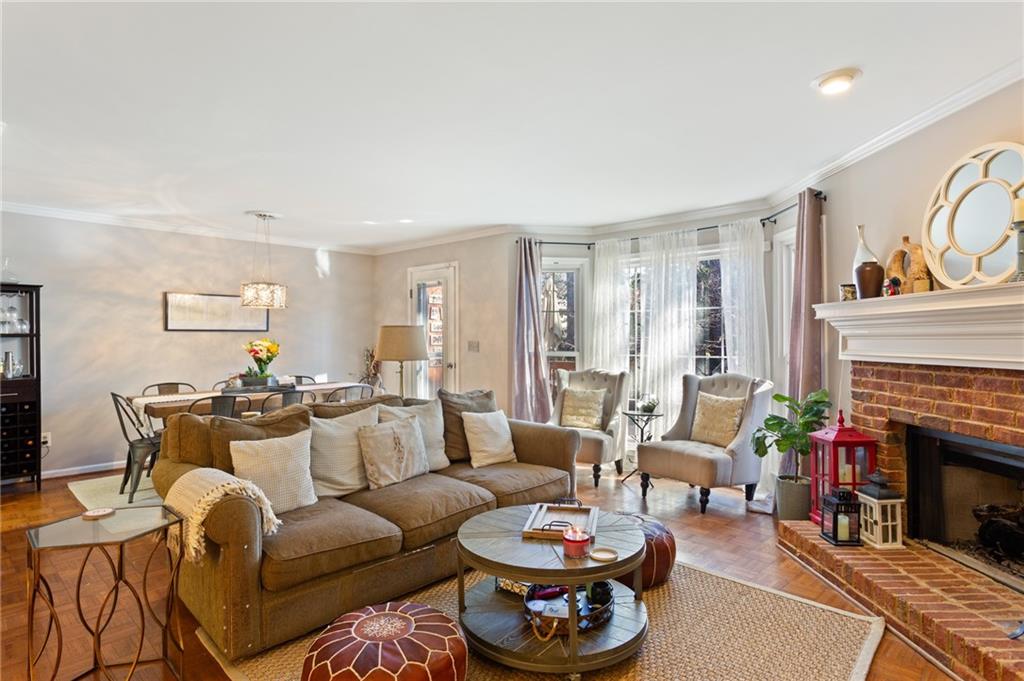 2587 Salem Crossing