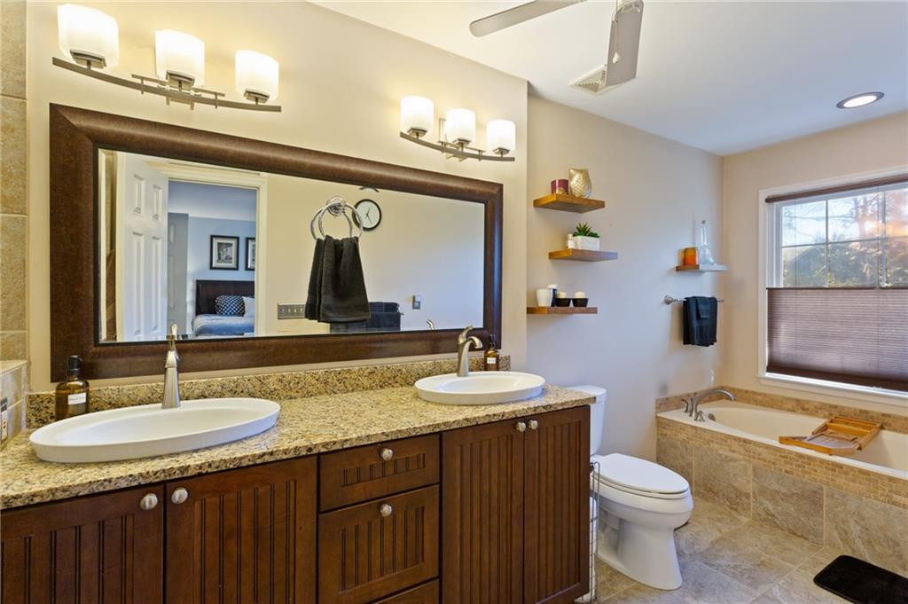 2587 Salem Crossing
