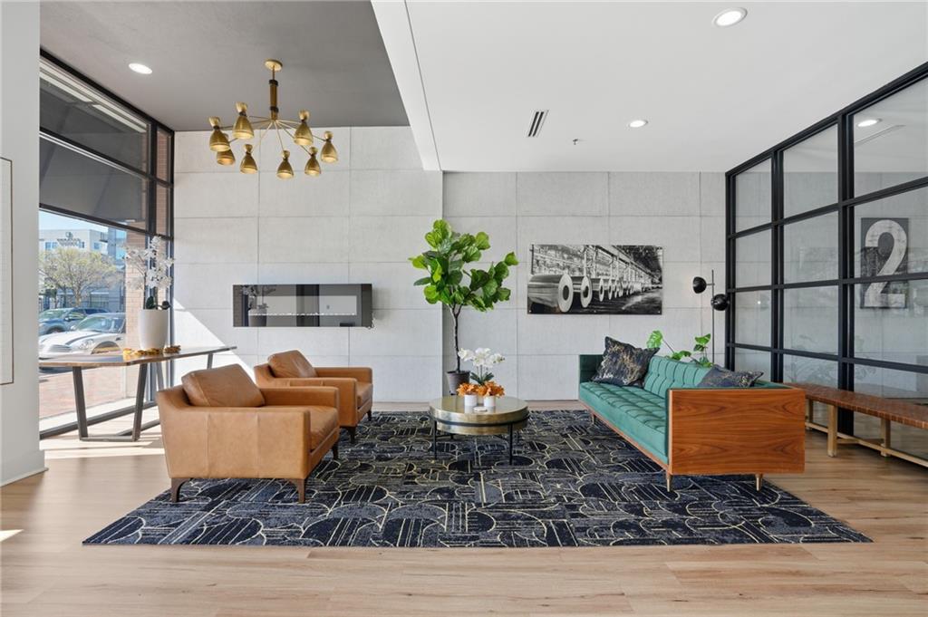 260 18th Street NW Unit 10211