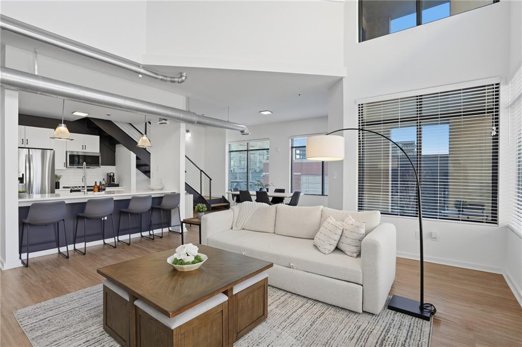 260 18th Street NW Unit 10211