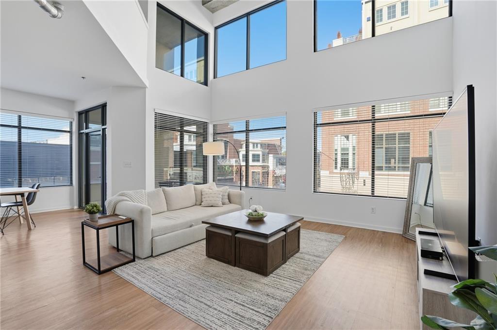 260 18th Street NW Unit 10211