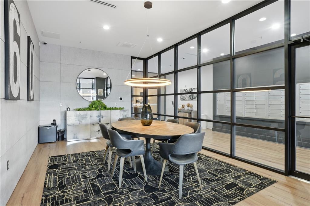 260 18th Street NW Unit 10211