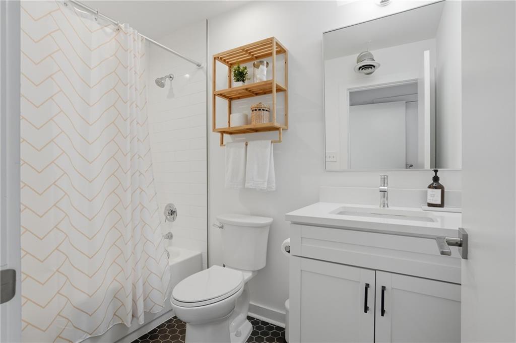 260 18th Street NW Unit 10211