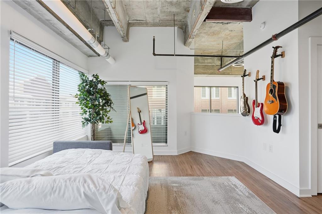 260 18th Street NW Unit 10211